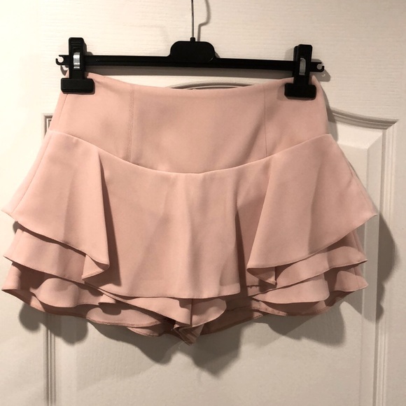 3/$25 ⭐️Pink skirt (skort) - Picture 1 of 5